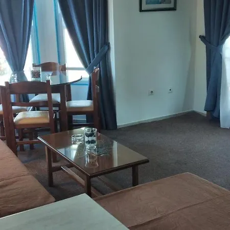 希伊海滩之恋公寓