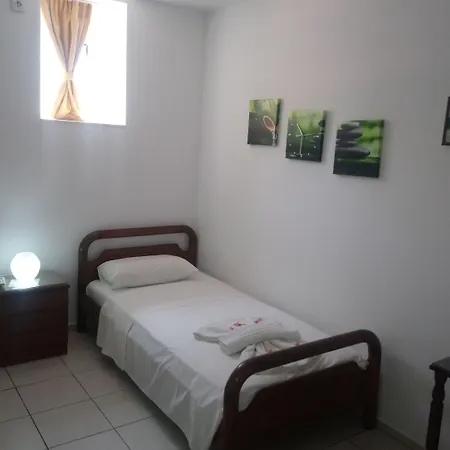 Zest @ Xi Apartamento Lixúri