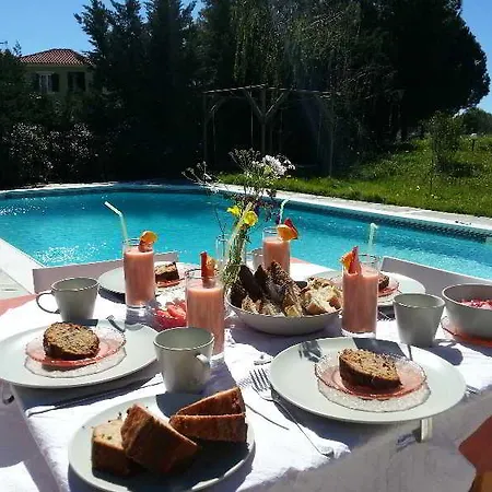 Zest @ Xi 아파트 릭수리