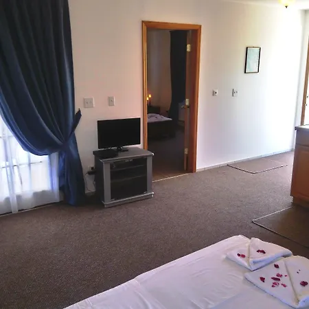 Zest @ Xi Apartament *