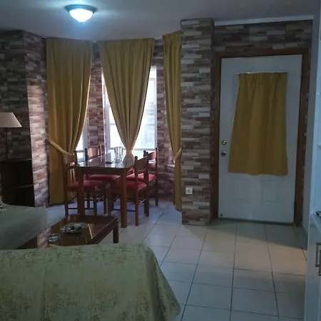 Zest @ Xi Apartament *
